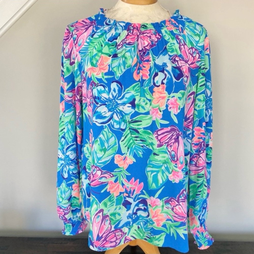 Lilly Pulitzer Luce Top Pundy Blue Isle Be Back Size Medium Smocked Ruffle